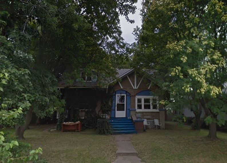 1st image of 203 W Lindell St