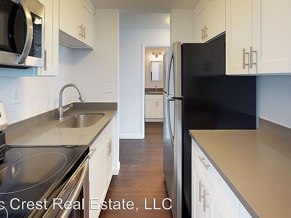 5th image of 4141 Brooklyn Ave NE APT 101