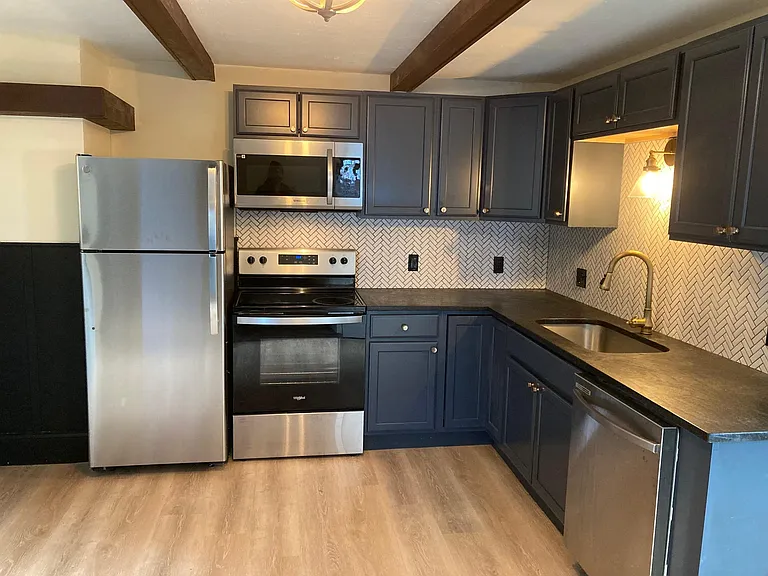 27 Westfield St #201 — Photo 4
