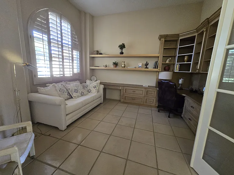 Office with Sofa Bed