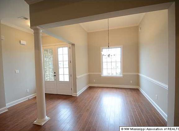 2nd image of 3361 Chateau Pointe Blvd