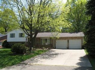 4221 Pirates Cove St NW, Massillon, OH
