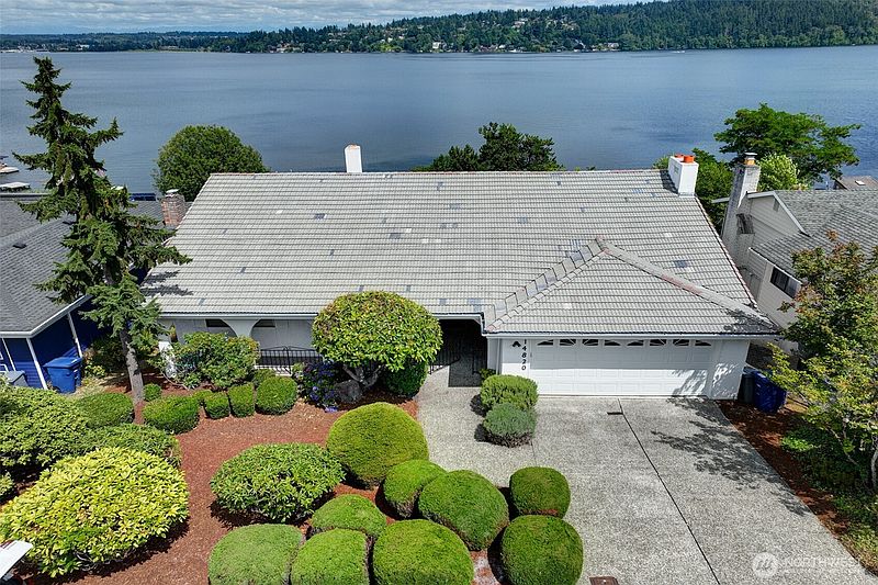 4th image of 14820 39th Avenue NE