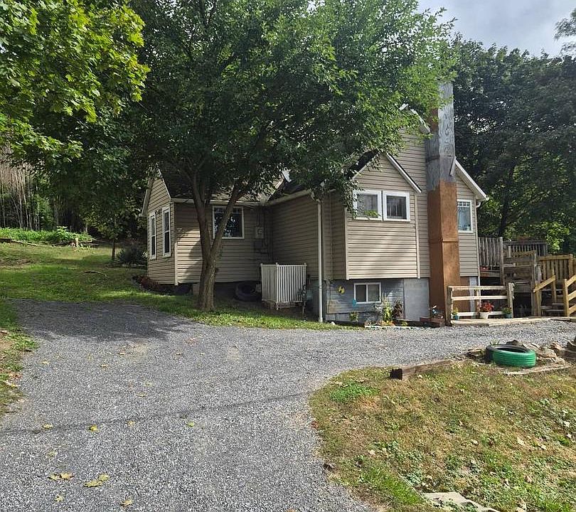 2nd image of 280 Old State Rd