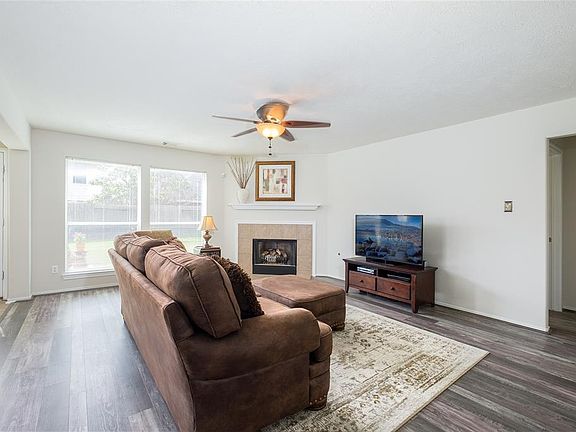 5th image of 20503 Newfalls Ct
