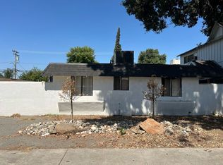 611 S Garden St #A-C, Visalia, CA 93277