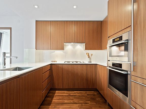 3rd image of 400 5th Ave APT 32E