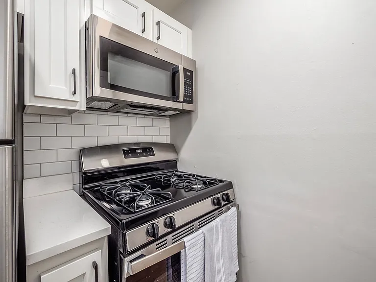 The Chambers Apartments — Photo 6