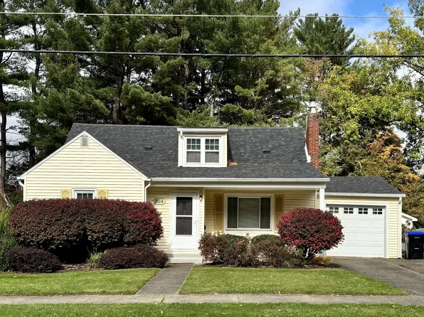 224 Kimble Rd, Vestal, NY 13850