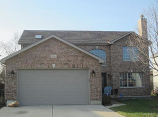 1N044 Papworth St, Wheaton, IL 60187