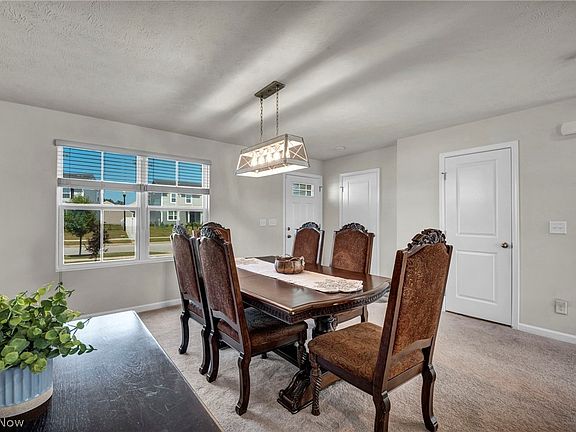 4th image of 535 Cherrywood Ln