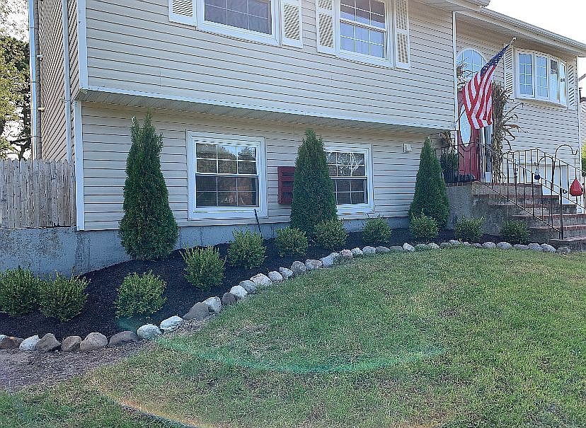 1st image of 68 Mercury Ave
