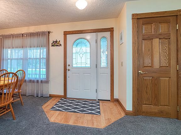 5th image of 906 Randallwood Dr