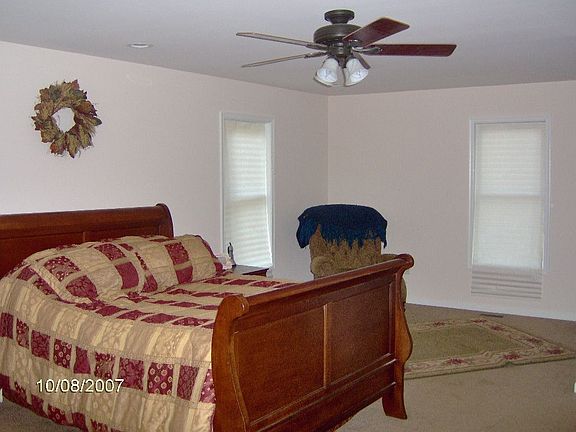Master bedroom 14x20-New in 2007