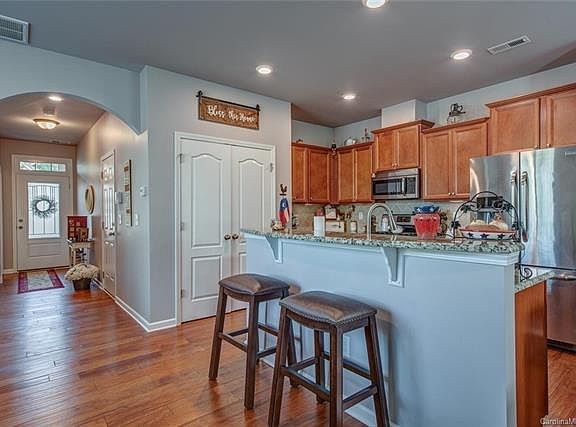 5th image of 2760 Sawbridge Ln