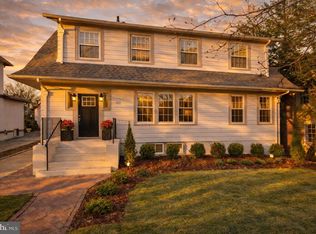 3805 Thornapple St, Chevy Chase, MD