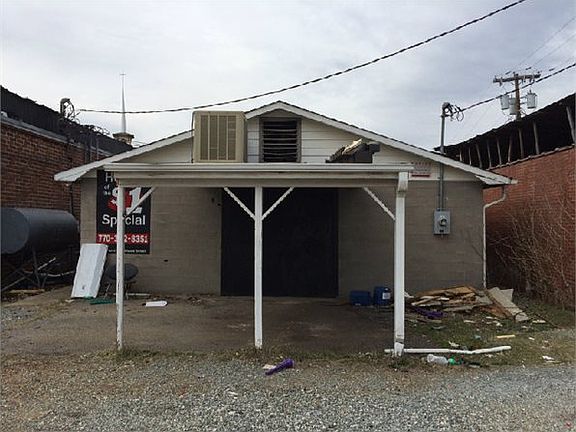 2nd image of 115 N Tennessee St