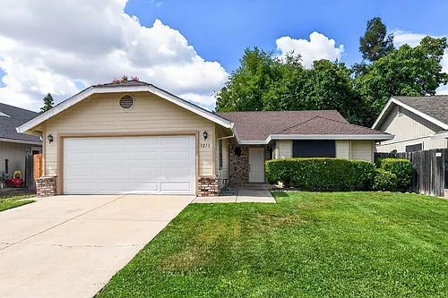 5213 Laguna Park Dr Photo 1