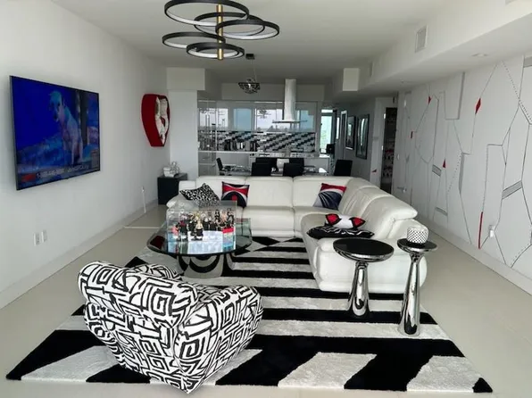 20155 Boca Drive #A-702, Boca Raton, FL 33434