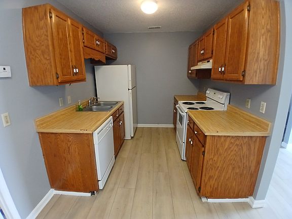 4th image of 2901 Michigan Avenue Rd NE