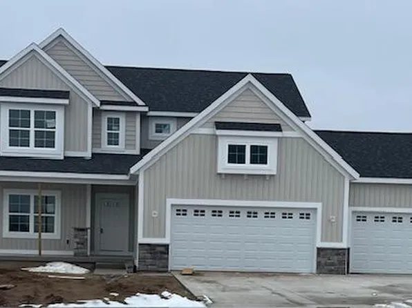 12089 Alden Ct, Lowell, MI 49331