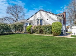 59 Tippin Drive, Huntington Station, NY 11746