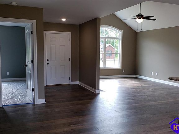 2nd image of 119 Peabody Loop