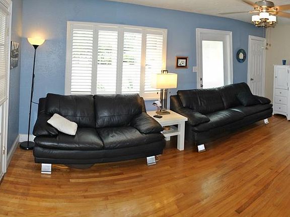5th image of 5818 22nd Ave S