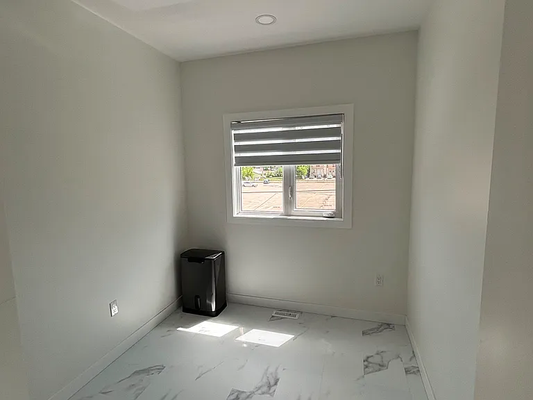 1046 Dumas Ave — Photo 29