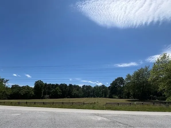 4484 The Orchard Rd, Clarkesville, GA 30523