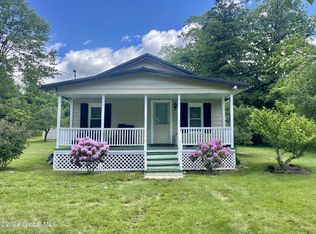 610 Rock City Rd, Ballston Spa, NY 12020