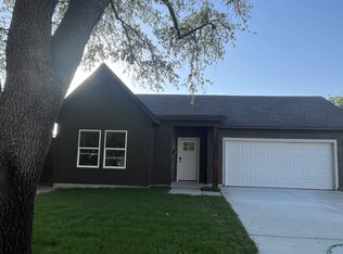 3532 Mission St, Fort Worth, TX 76109