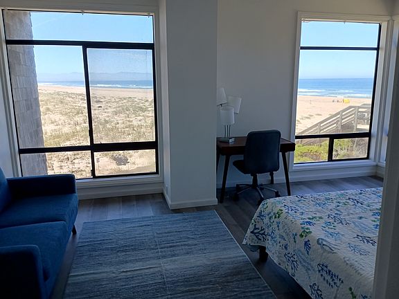 4th image of 2661 Beach Rd Unit P30