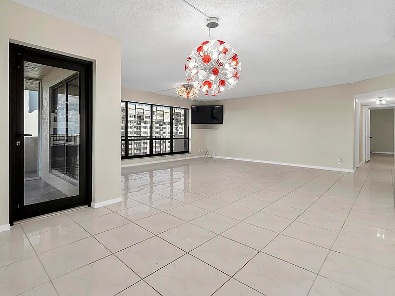 5000 N Ocean Blvd #1102 — Photo 6
