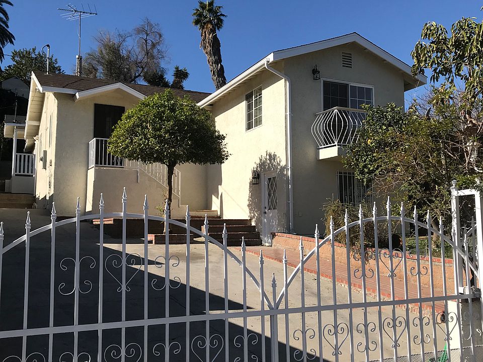 1st image of 4050 San Carlos St