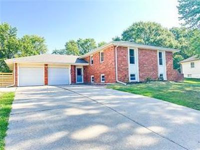 6509 NW Melody Ln W, Kansas City, MO, 64152