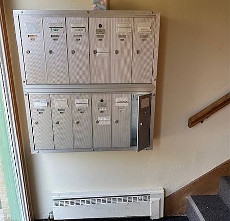 2nd image of 4884 Flintridge Ct #8