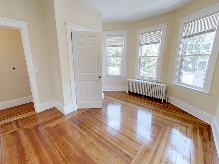 17 Dow St #2 — Photo 3
