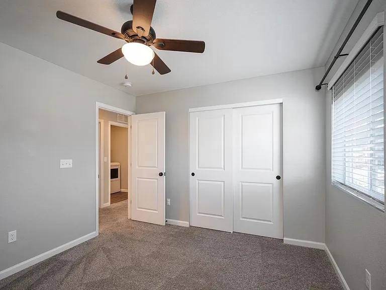 4633 S Nepal Way — Photo 15