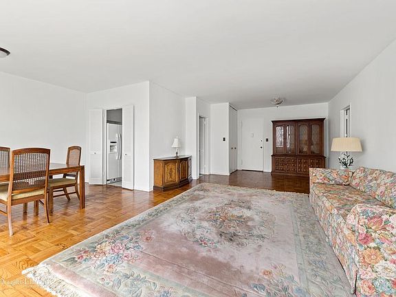 4th image of 1251 3rd Ave #12C