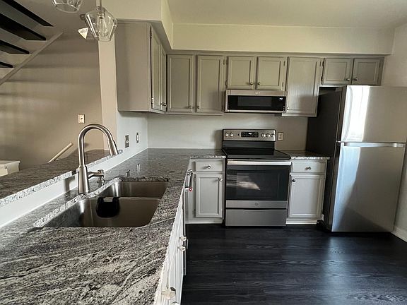 2nd image of 1515 E Ocean View Ave APT 109