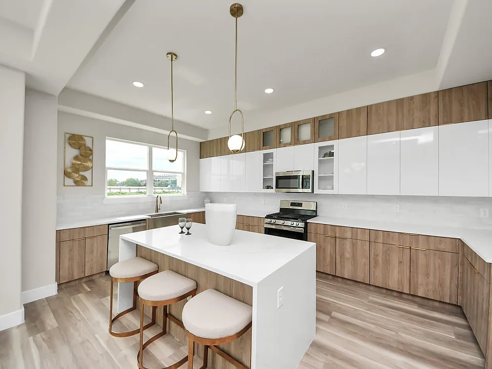 2014 Blodgett St