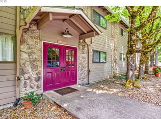 3212 SW Carson St, Portland, OR 97219