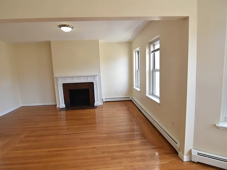 1405 Beacon St #5 — Photo 24