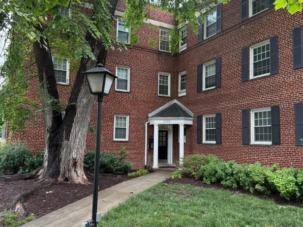 2902 13th Rd S #402-1, Arlington, VA 22204