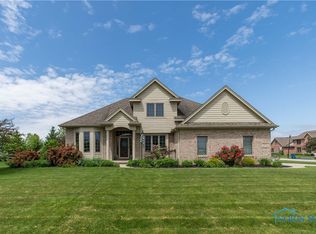 5802 Sherwood Cir, Monclova, OH
