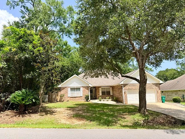 883 Alawai Ave — Photo 2