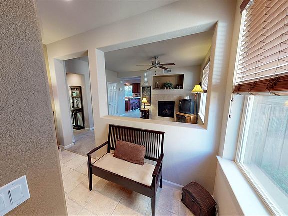 3rd image of 6676 Panther Creek Dr
