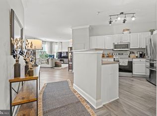 3009 Nicosh Cir UNIT 4301, Falls Church, VA 22042