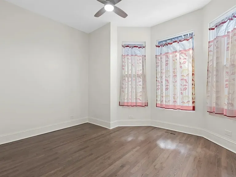 5849 S Princeton Ave #1 — Photo 6
